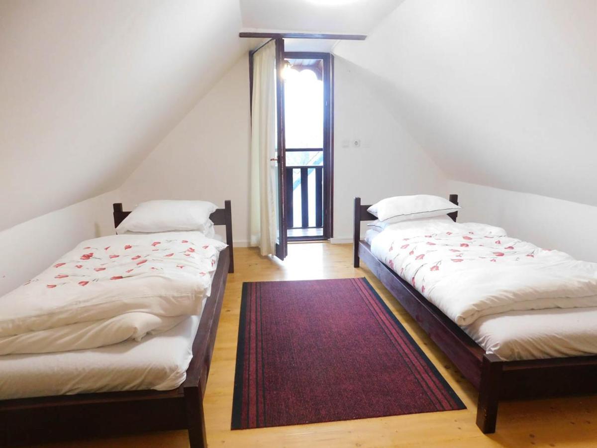 Joe Bacsi Rezidenciaja Apartment Kisharsany Luaran gambar
