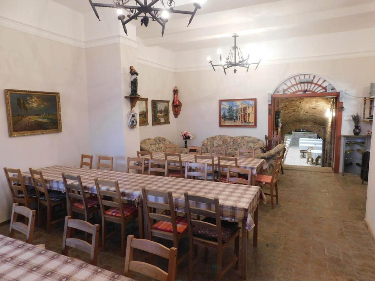 Joe Bacsi Rezidenciaja Apartment Kisharsany Luaran gambar
