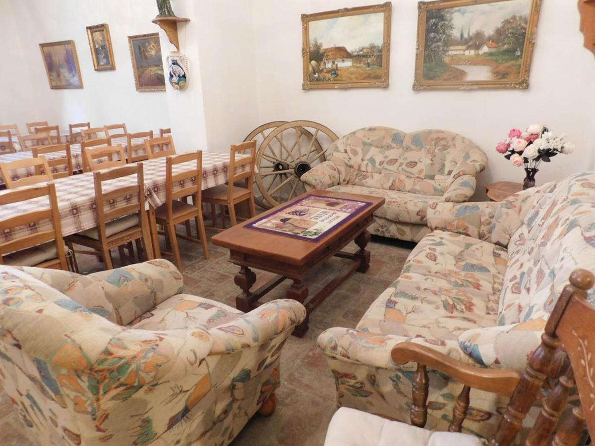 Joe Bacsi Rezidenciaja Apartment Kisharsany Luaran gambar