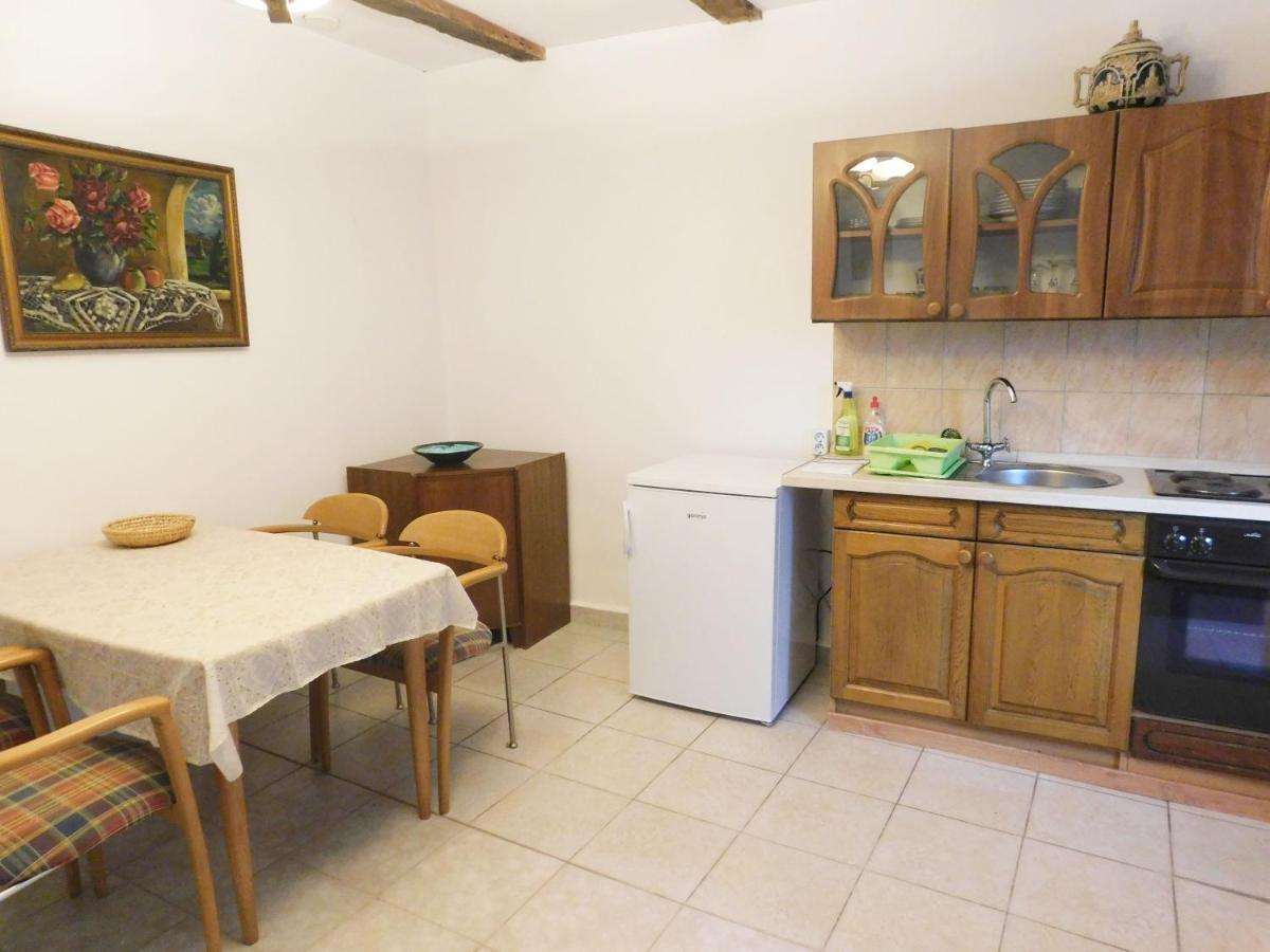 Joe Bacsi Rezidenciaja Apartment Kisharsany Luaran gambar